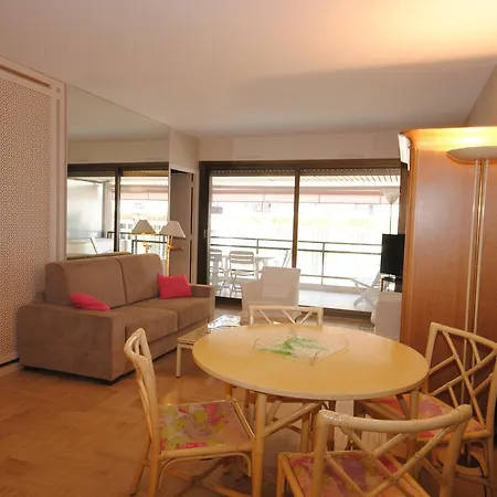Gray D'albion Lef516 Appartement *