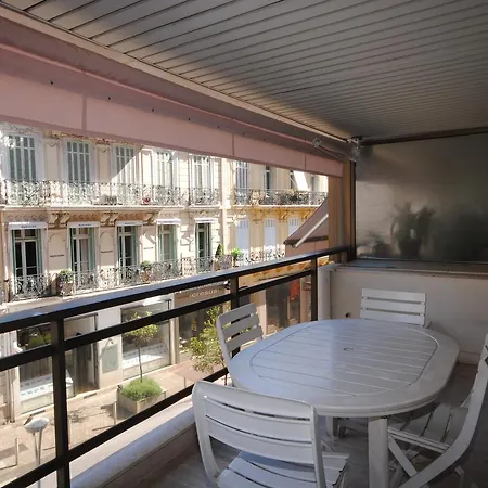 Gray D'albion Lef516 Appartement
